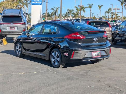 Used 2018 Hyundai Ioniq Plug-In Hybrid image 6