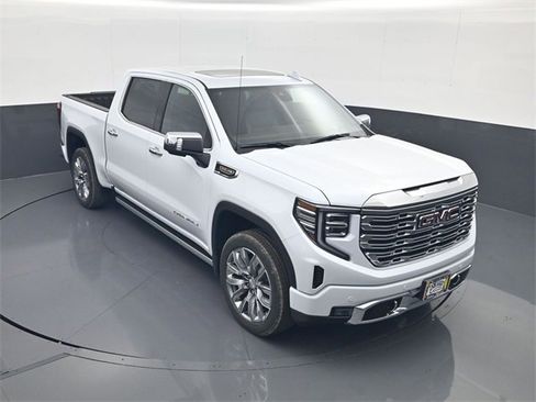 Used 2026 GMC Sierra 1500 Denali image 15