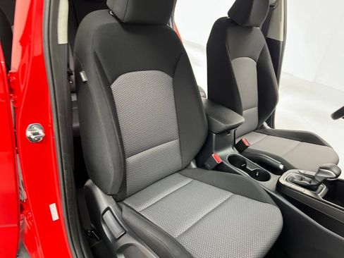 Used 2024 Kia Soul LX w/ Option Group 015 FWD image 28