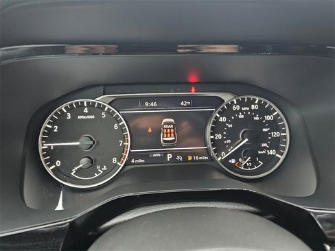 New 2025 Nissan Pathfinder SL image 19