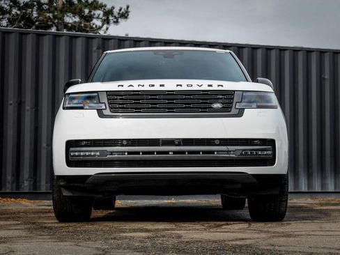 New 2026 Land Rover Range Rover Long Wheelbase SE AWD/4WD image 5