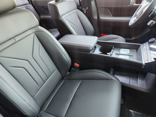Certified 2026 Hyundai Santa Fe SEL AWD/4WD image 10