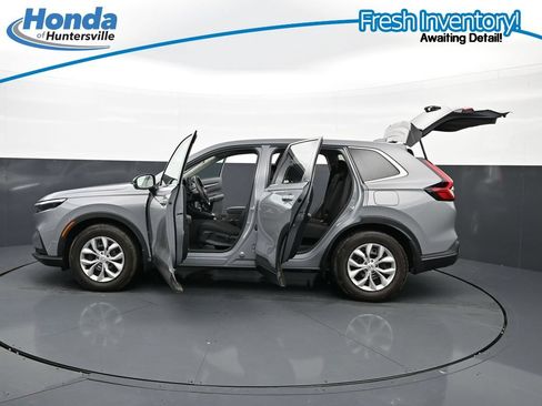 Used 2025 Honda CR-V LX image 50