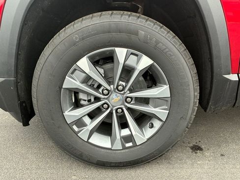 New 2026 Chevrolet Equinox LT w/ Convenience Package II image 14