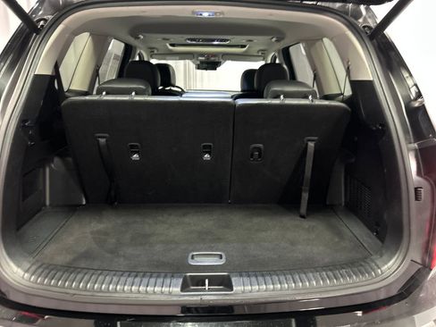Used 2025 Kia Telluride S FWD image 21