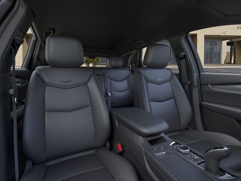 New 2026 Cadillac XT5 Luxury image 16