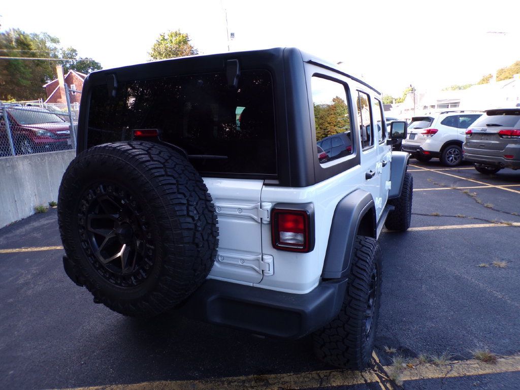 Used 2023 Jeep Wrangler Unlimited Sport AWD/4WD image 10