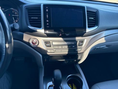 Used 2017 Honda Ridgeline RTL-T image 19