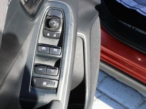 Certified 2024 Subaru Crosstrek 2.0i Premium image 15