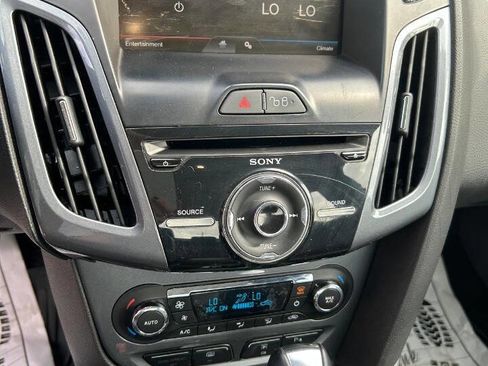 Used 2012 Ford Focus Titanium image 51