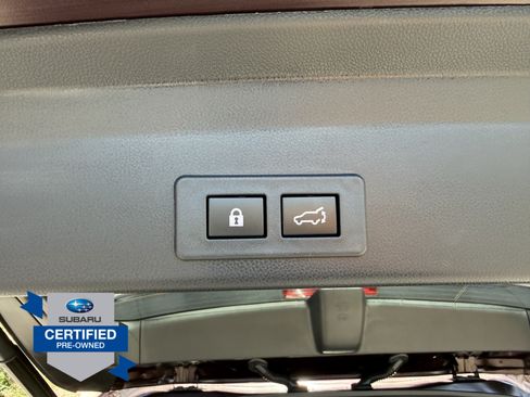 Used 2023 Subaru Ascent Touring AWD/4WD image 10