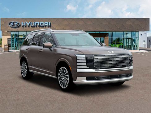New 2026 Hyundai Palisade Calligraphy FWD image 2