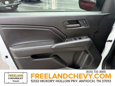 Used 2024 Chevrolet Colorado W/T w/ WT Convenience Package II RWD image 19
