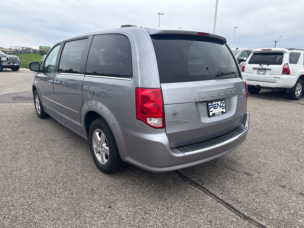 Used 2013 Dodge Grand Caravan Crew FWD image 5