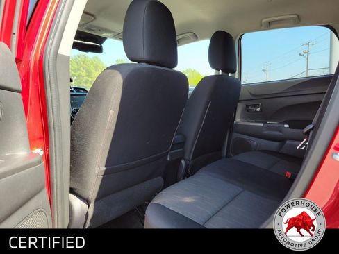 Used 2021 Mitsubishi Outlander Sport SE image 14