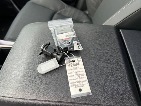 New 2026 Toyota 4Runner TRD Off-Road Premium image 30