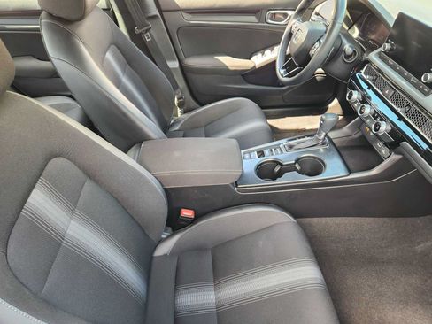 Used 2023 Honda Civic Sport image 13
