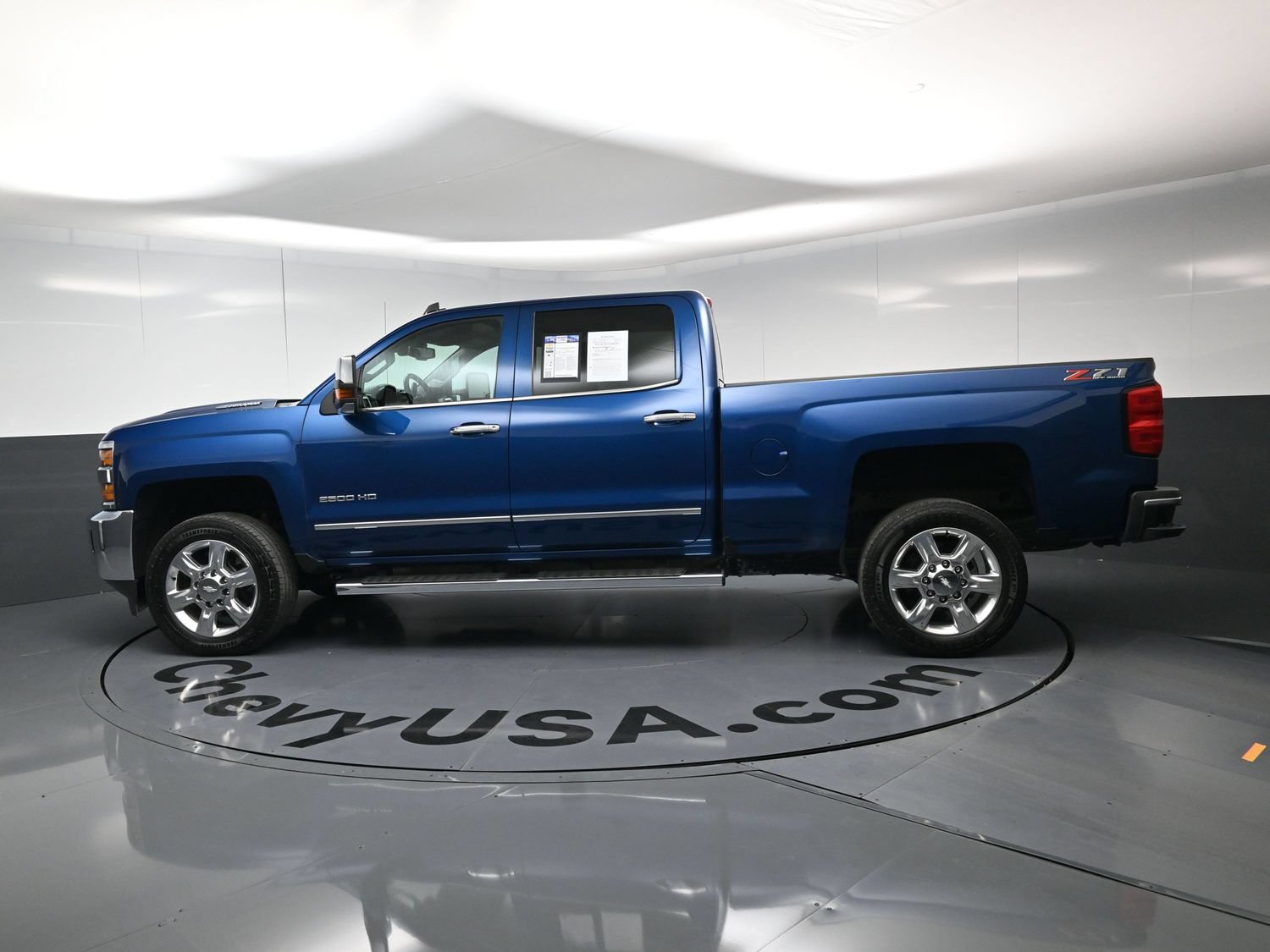 Used 2019 Chevrolet Silverado 2500 LTZ w/ Duramax Plus Package AWD/4WD image 6