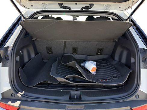 Used 2023 Chevrolet Bolt EUV LT w/ Driver Confidence Package FWD image 17
