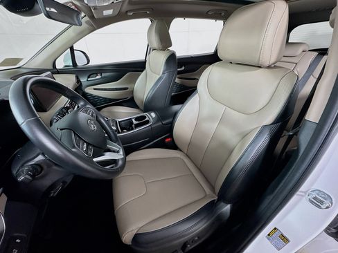 Used 2023 Hyundai Santa Fe SEL w/ Premium Package image 16