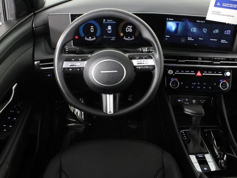 Certified 2026 Hyundai Santa Cruz SEL FWD image 8
