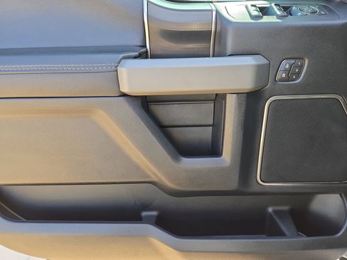 Used 2020 Ford F150 Raptor w/ Equipment Group 802A Luxury AWD/4WD image 15