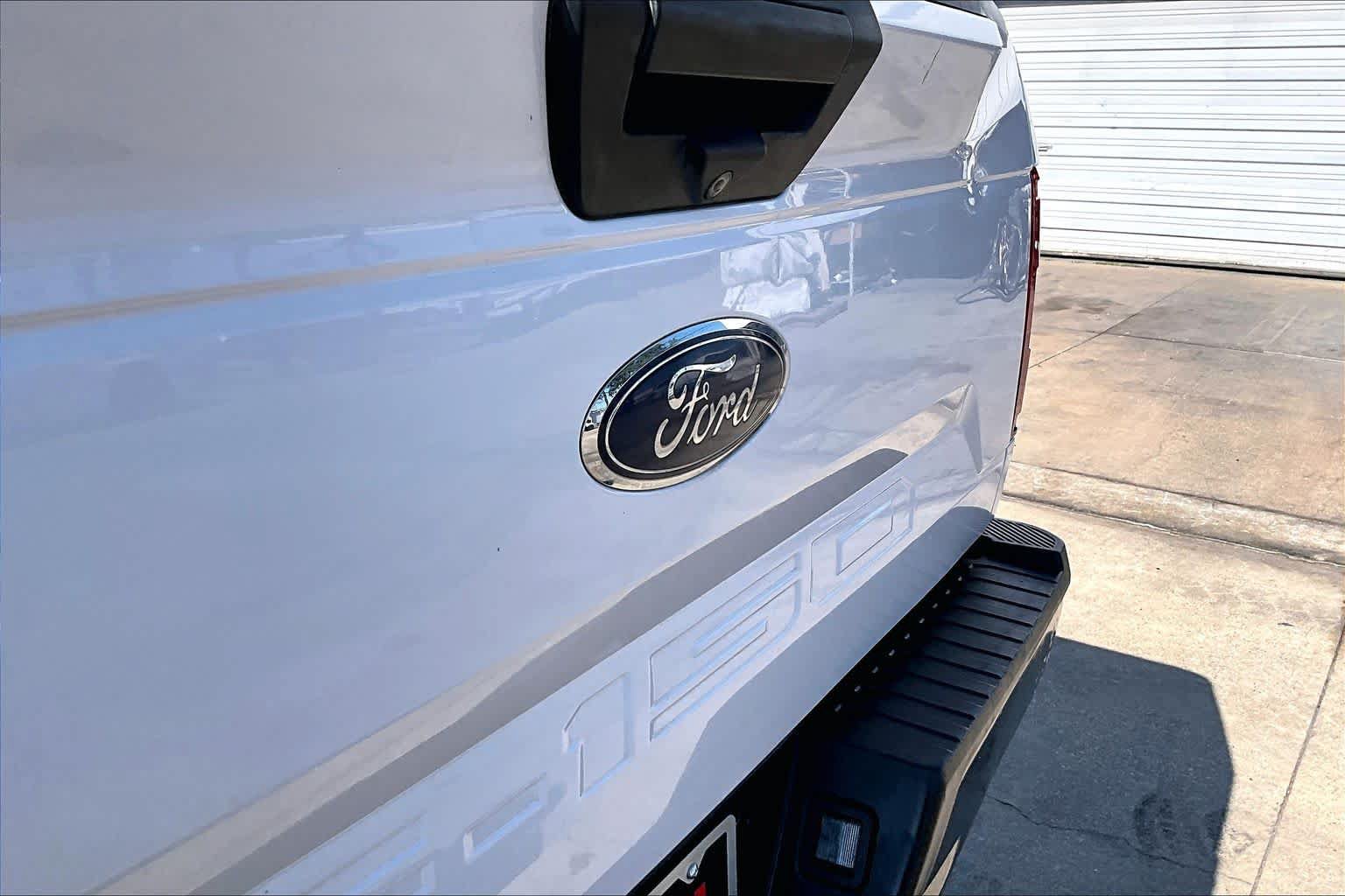 Used 2020 Ford F150 XL w/ Equipment Group 101A Mid RWD image 27