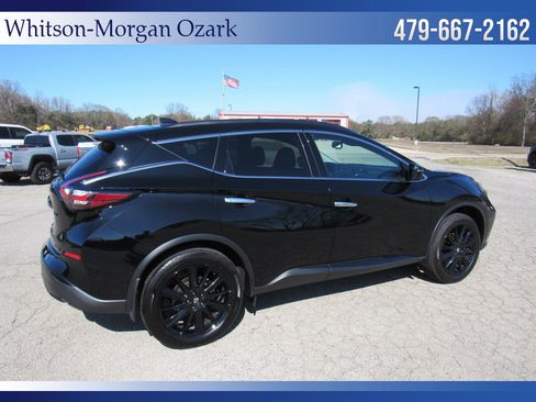 Used 2024 Nissan Murano SV w/ SV Midnight Edition Package image 13