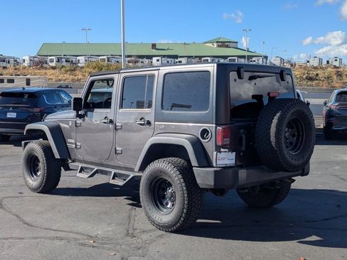 Used 2018 Jeep Wrangler Unlimited Sport w/ Connectivity Group image 5