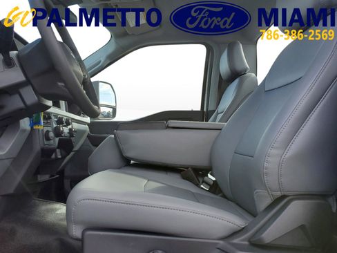 New 2024 Ford F450 XL w/ XL Chrome Package AWD/4WD image 13