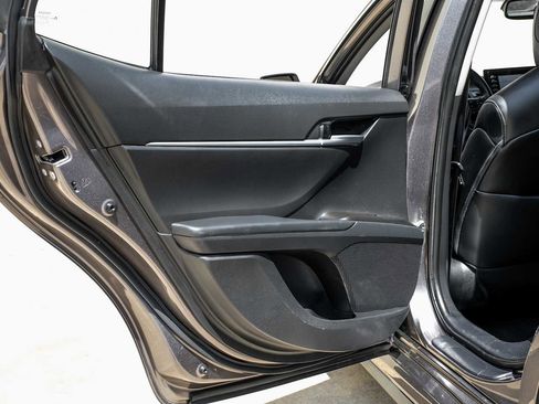 Used 2023 Toyota Camry SE w/ Convenience Package image 42