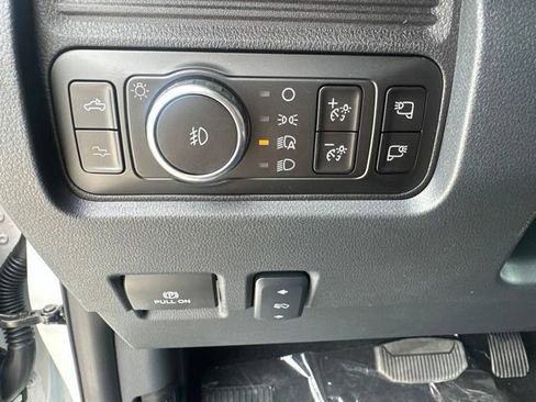 New 2026 Ford F350 Platinum w/ FX4 Off-Road Package AWD/4WD image 23