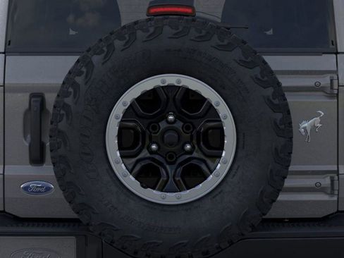 New 2025 Ford Bronco Badlands image 24