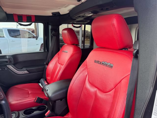 Used 2014 Jeep Wrangler Unlimited Sport w/ Quick Order Package 24S AWD/4WD image 23