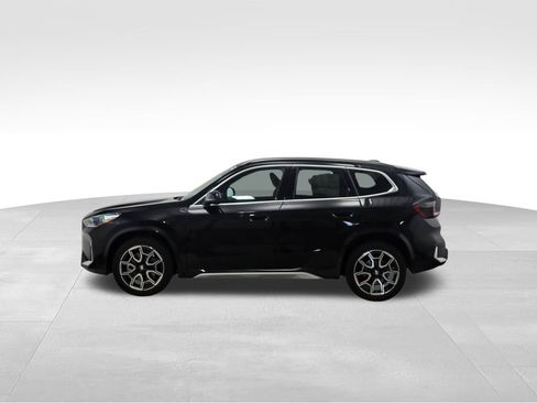 Used 2025 BMW X1 xDrive28i w/ Technology Package image 2