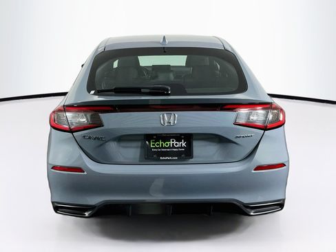Used 2022 Honda Civic Sport image 7