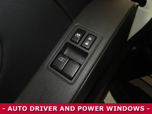 Certified 2025 Nissan Frontier S w/ S Utility Package image 18