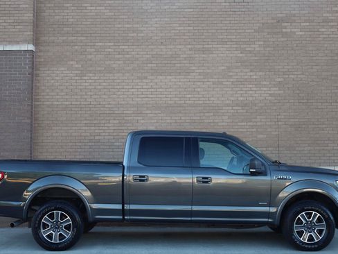 Used 2017 Ford F150 XLT w/ Equipment Group 302A Luxury AWD/4WD image 2