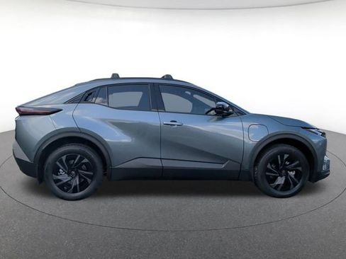 New 2026 Toyota C-HR AWD/4WD image 7