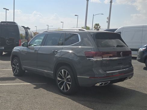 New 2025 Volkswagen Atlas SEL Premium R-Line image 7