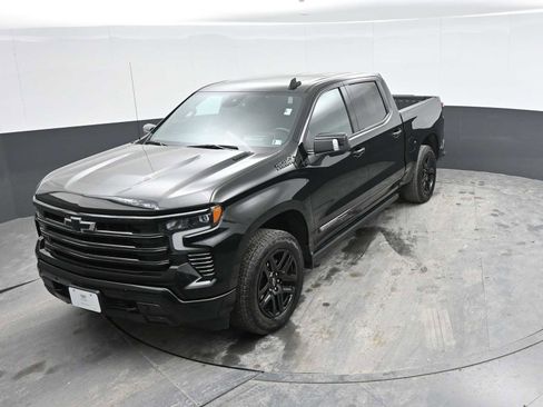 Used 2025 Chevrolet Silverado 1500 High Country w/ Midnight Edition AWD/4WD image 36