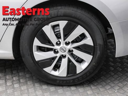 Used 2023 Nissan Altima 2.5 S image 8