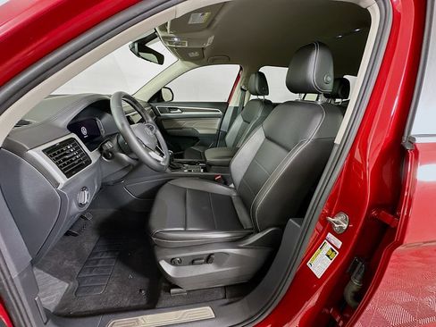 Used 2023 Volkswagen Atlas SE w/ Black Wheel Package FWD image 20
