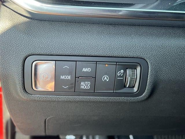 Used 2025 GMC Terrain Elevation AWD/4WD image 28