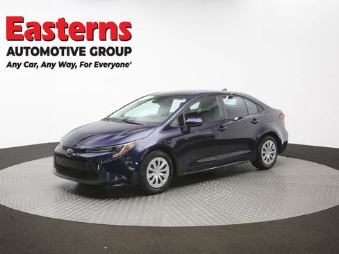 Used 2022 Toyota Corolla LE FWD image 55