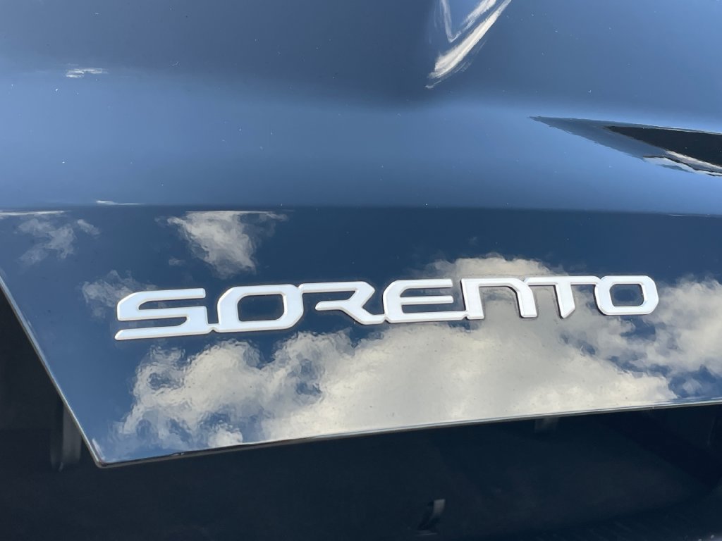 Certified 2023 Kia Sorento X-Line EX AWD/4WD image 17