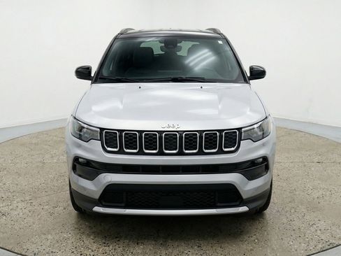 Used 2025 Jeep Compass Limited AWD/4WD image 1