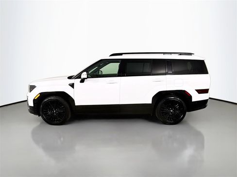 Used 2025 Hyundai Santa Fe Calligraphy image 2