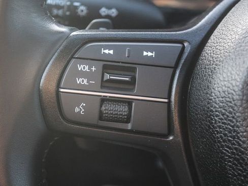 Used 2025 Honda Accord Sport image 31