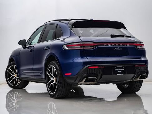 Certified 2026 Porsche Macan AWD/4WD image 3